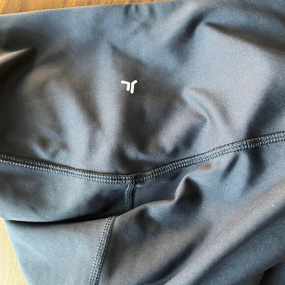 NWT XXL Women’s Old Navy Powersoft Leggings With Pockets BLACK Crop Length - Picture 7 of 12